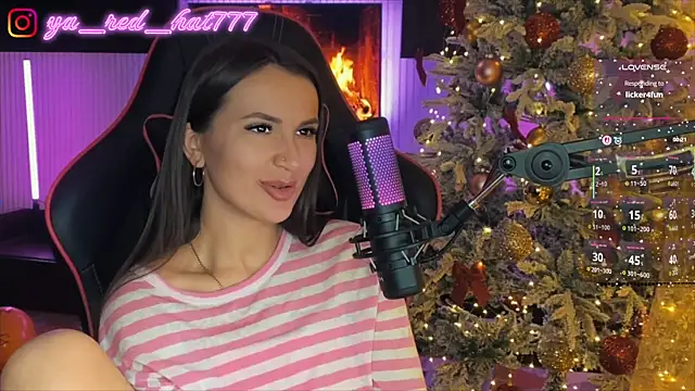 -RED_HAT-'s cam snapshot