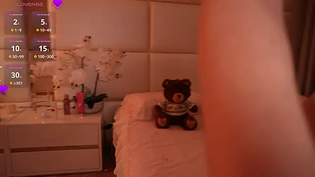 Lilly_Colins's cam snapshot