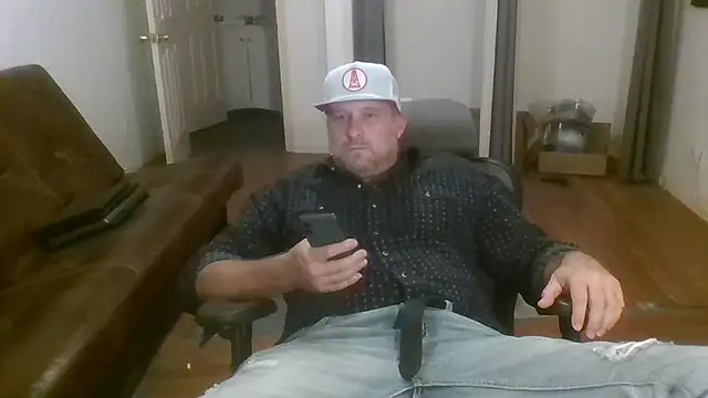 poundyouout69 live sex cam