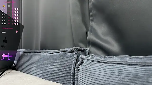 _Your_hot_angel_'s cam snapshot