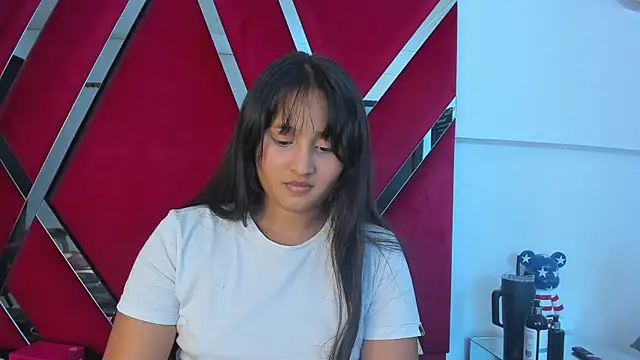 Laly_cherry_ht's cam snapshot