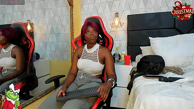 OliviaGarciaa's cam snapshot