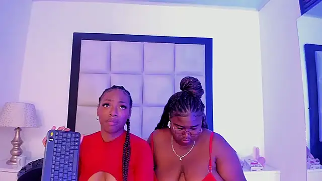 ElisabettaMonroy's cam snapshot