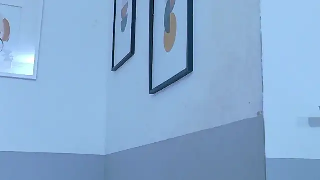 cutepetitee's cam snapshot