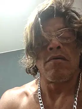 kvr27's cam snapshot