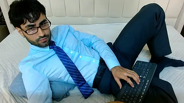 MilanZaire's cam snapshot