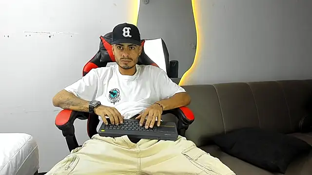 MatthewCullen's cam snapshot