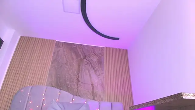 luce_williams's cam snapshot