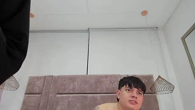 LoveRebels_'s cam snapshot