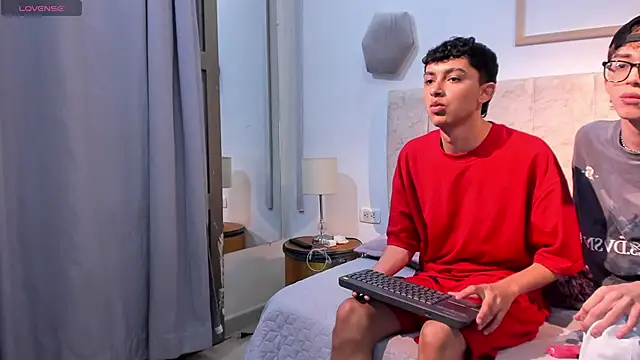 double_temptation2's cam snapshot