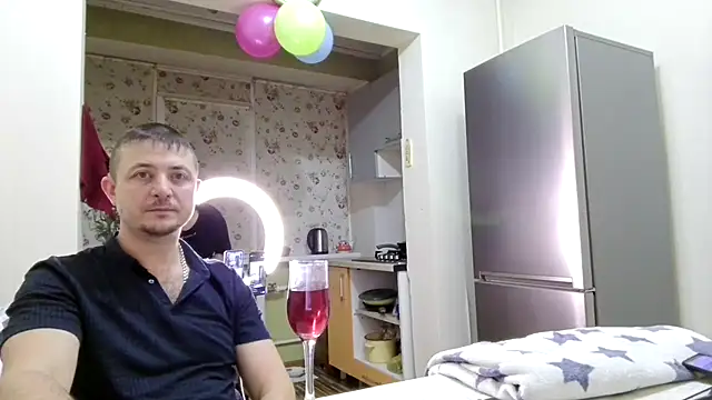 _KissMyAss_ live sex cam