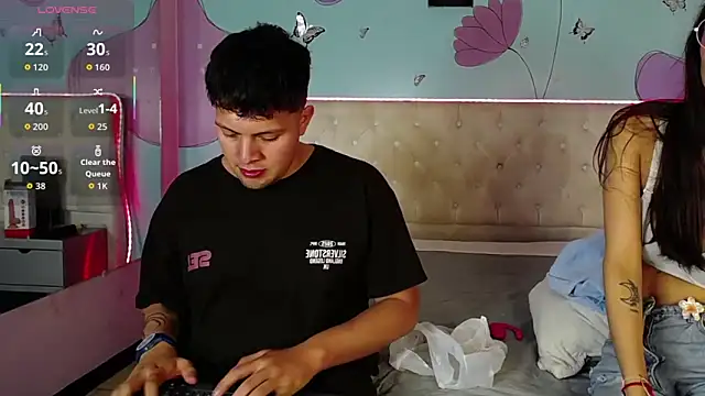 Ethan_N_Abby's cam snapshot