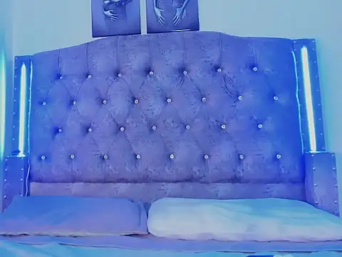 helenaa_ross's cam snapshot