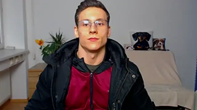 ZeinMiracles's cam snapshot