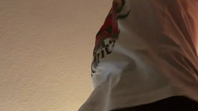 LouisAsss's cam snapshot