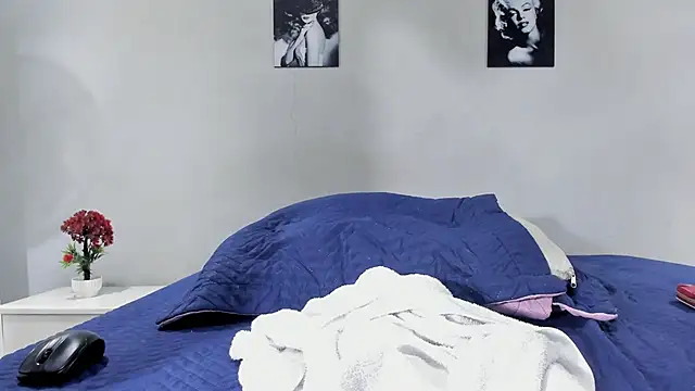 sexynova_93's cam snapshot