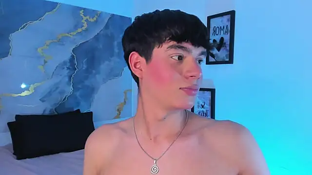 Isaac_Kurtt's cam snapshot