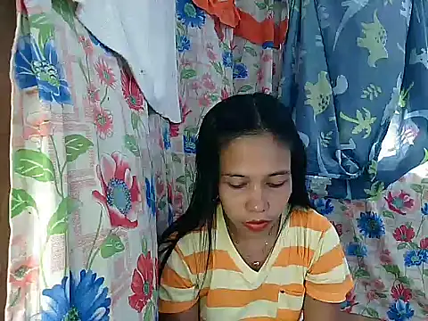 PinaySkinnyGirl live sex cam