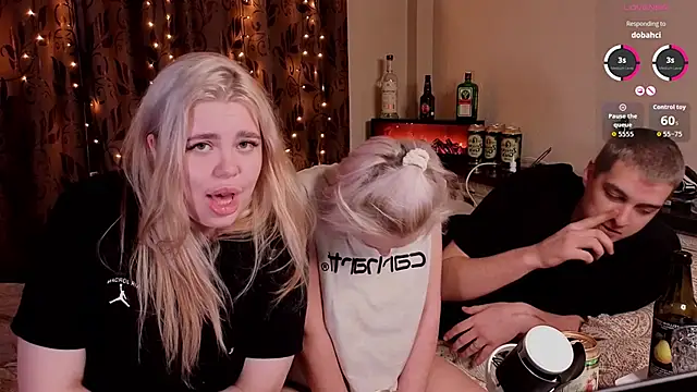 Sex_Vibe_couple's cam snapshot