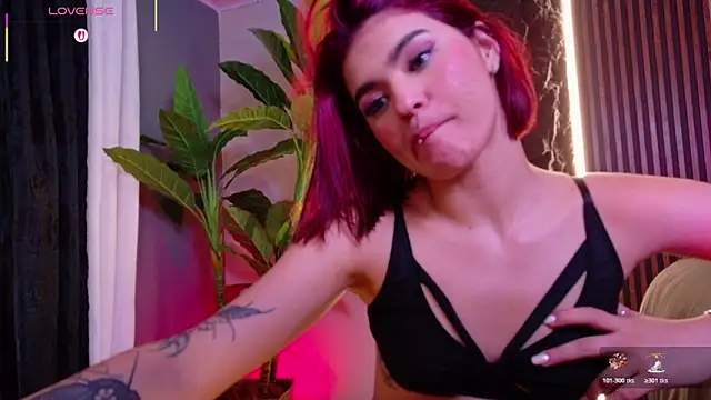 La_Diabla_111_'s cam snapshot