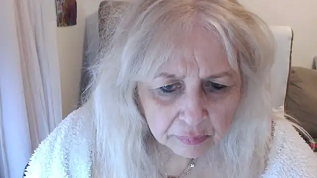 SusiLifeXXX's cam snapshot