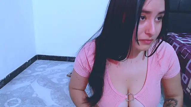 MiaLeon09 live sex cam