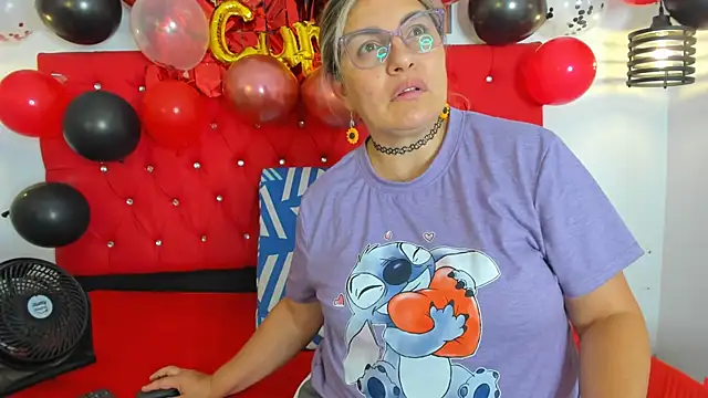 carolinacrus01's cam snapshot