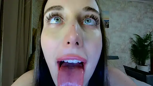 Anika_bloom's cam snapshot