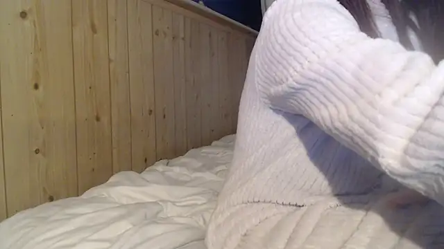 saraswirls69@xh's cam snapshot