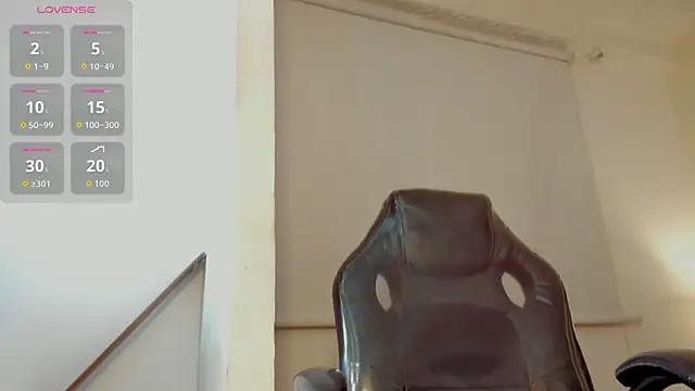 Mia_honey23's cam snapshot