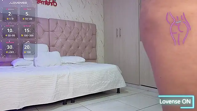 evelyn_harpeery's cam snapshot