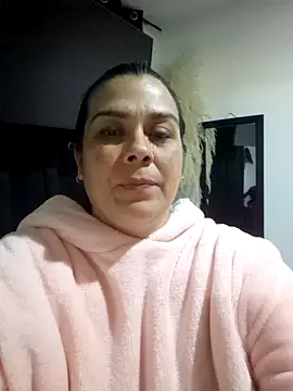 martina_foxy_'s cam snapshot