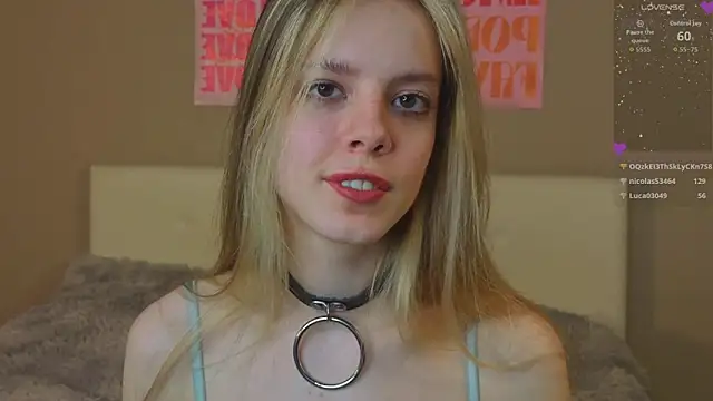 TiffinyMergist live sex cam