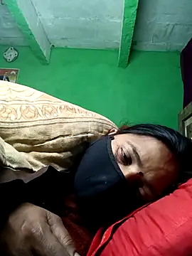 QRESABABY's cam snapshot