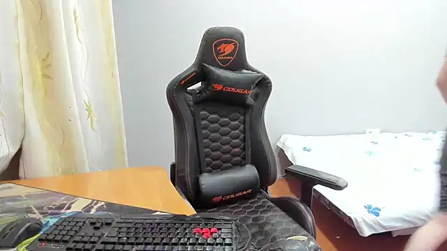 iliaskrislove's cam snapshot