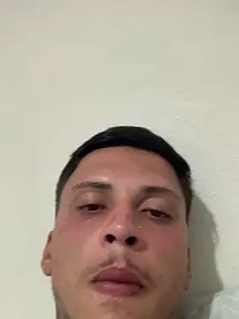 Ryanzl017's cam snapshot