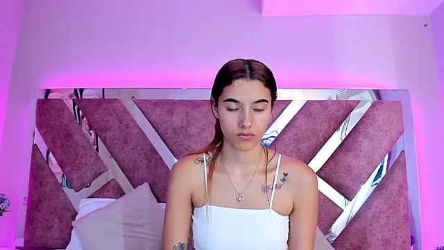 CarolinaaGomezz's cam snapshot