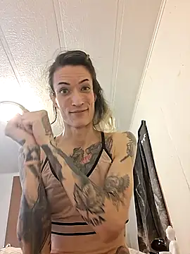 MaitressePomme3 live sex cam