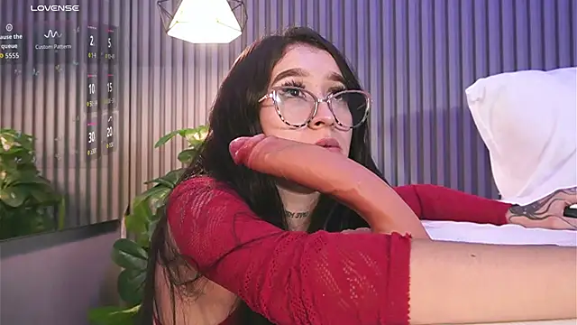 EriKlein live sex cam