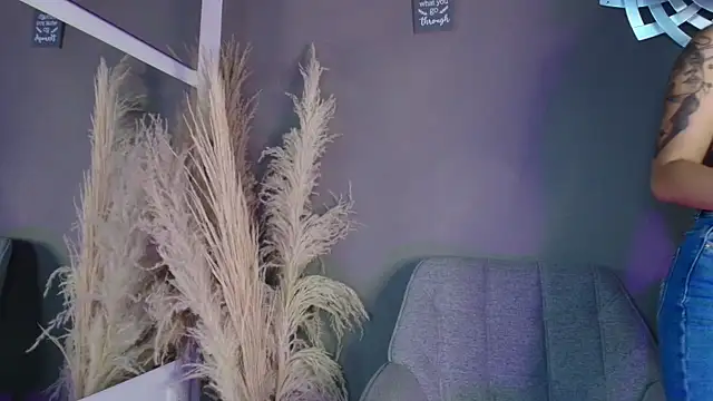 PauletteSanderss's cam snapshot