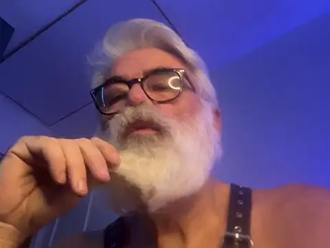 LeatherSdaddy live sex cam