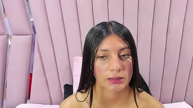 _Luna_Bennett's cam snapshot