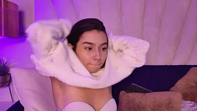 AlyssaRay's cam snapshot