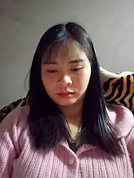 Squirrel-Pear's cam snapshot