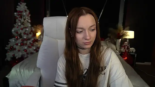 FoxyMayy's cam snapshot