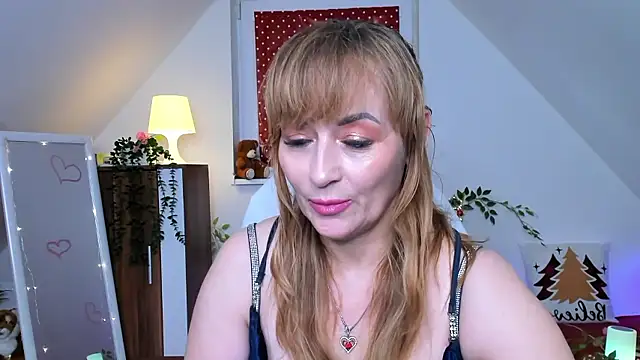 naughtymilane's cam snapshot