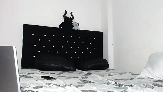 lovemee_30's cam snapshot