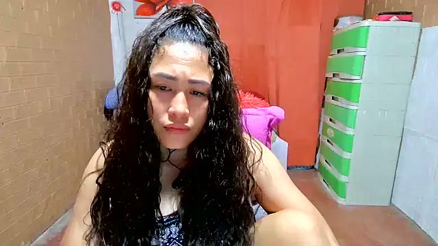 Ugly-Filipina's cam snapshot