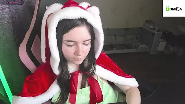 Crazy_forest_fairy's cam snapshot