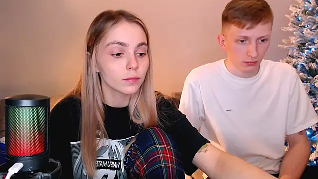 juliaanddima's cam snapshot